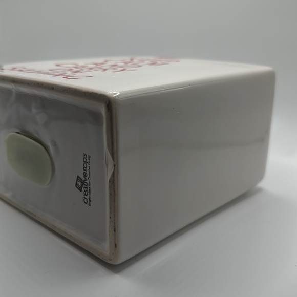 Ceramic keep calm and carry on saving piggy bank with defect - Picture 7 of 7